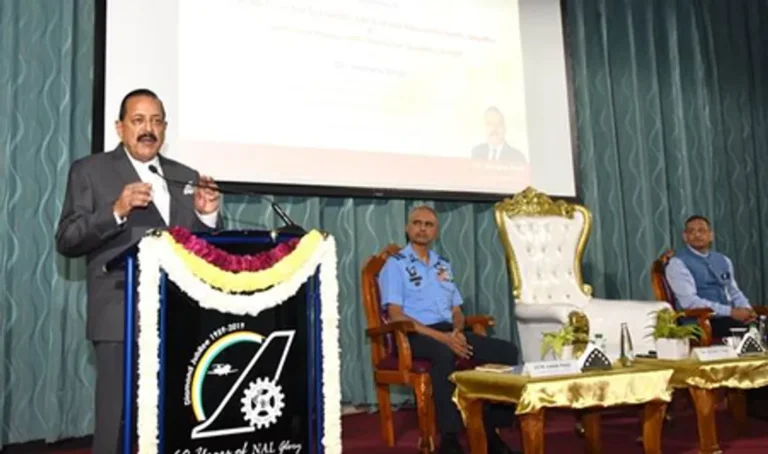 एविएशन सेक्टर में तेजी: 10 सालों में 30,000 नए पायलटों की जरूरत