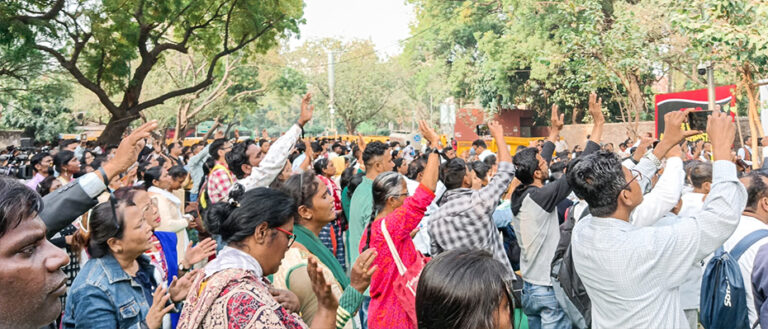 दिल्ली में ईसाइयों ने धर्मांतरण विरोधी कानून के खिलाफ प्रदर्शन किया