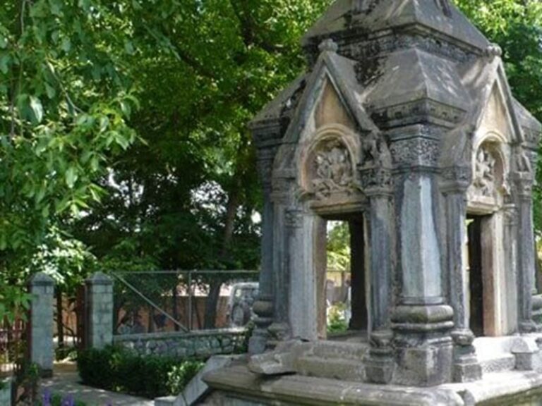 जम्मू-कश्मीर में प्राचीन मंदिर जीर्णोद्धार पर प्रगति