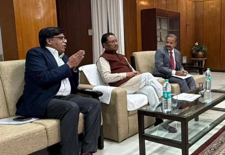 छत्तीसगढ़ के मुख्यमंत्री विष्णुदेव साय ने भोपाल में PIN सिंचाई तकनीक का लिया परिचय, दी क्रियान्वयन के निर्देश