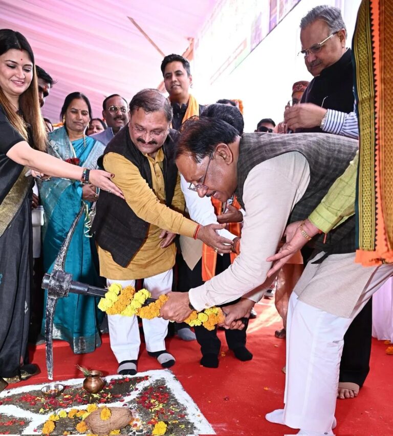 कबीरधाम ने गढ़े चिकित्सा शिक्षा के नए आयाम: ₹306 करोड़ के मेडिकल कॉलेज की आधारशिला रखी गई