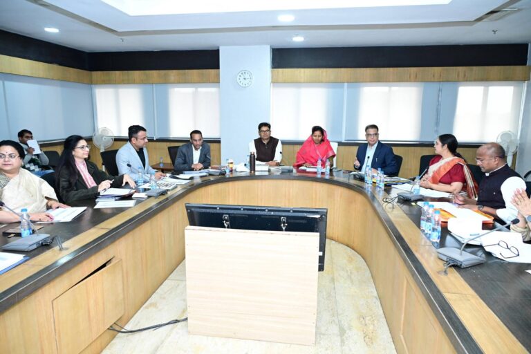 बजट 2026-27: महिला सशक्तिकरण और समाज कल्याण पर रहेगा विशेष फोकस; वित्त मंत्री ओपी चौधरी ने ली समीक्षा बैठक