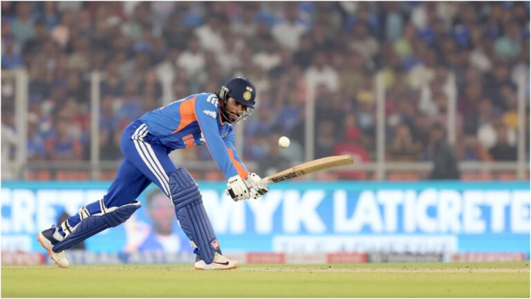 टीम इंडिया को बड़ा झटका: तिलक वर्मा न्यूजीलैंड सीरीज और टी20 वर्ल्ड कप से बाहर!