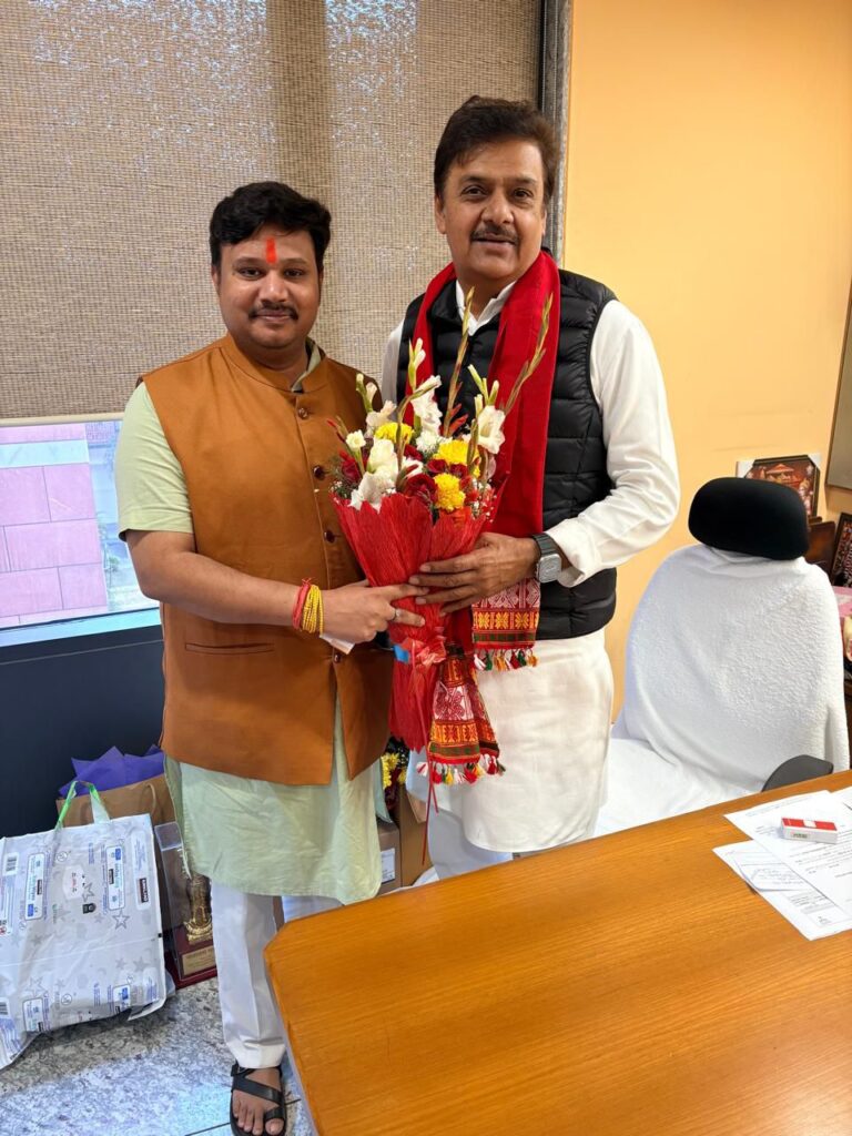 दिल्ली में राजनीतिक हलचल: BJMTUC युवा मोर्चा अध्यक्ष डॉ. जय प्रकाश यादव ने भाजपा राष्ट्रीय सचिव सुरेंद्र सिंह नागर से की विशेष भेंट