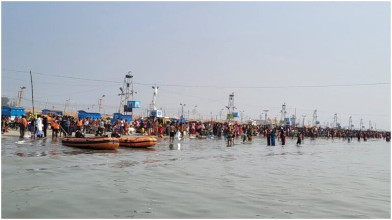 गंगासागर मेले में रिकॉर्ड तोड़ भीड़ और डिजिटल दर्शन