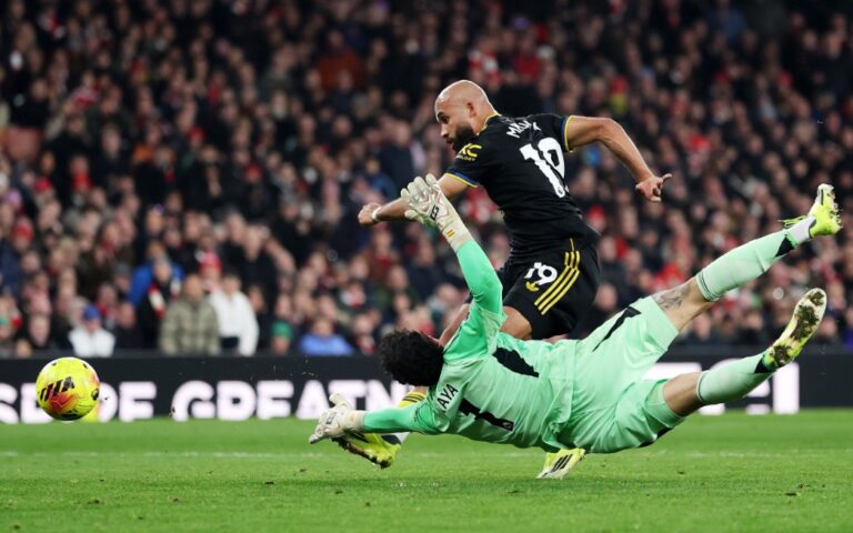 प्रीमियर लीग: मैनचेस्टर यूनाइटेड का विजयी रथ थमा