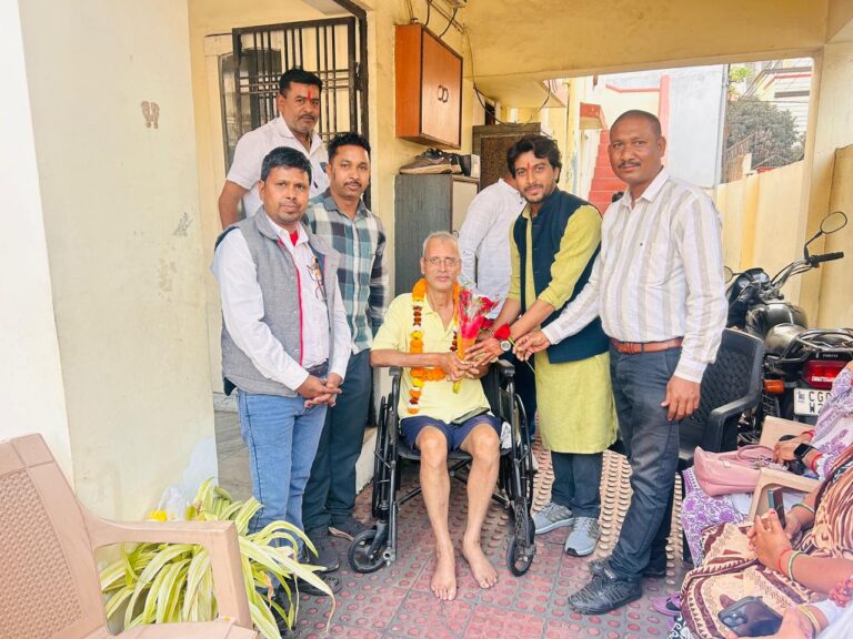 BJMTUC रायपुर बैठक: मजदूर कल्याण पर गहन चर्चा, राजनांदगांव जिला युवा अध्यक्ष शिवम यादव सहित सभी ने लिया एकजुट होने का संकल्प