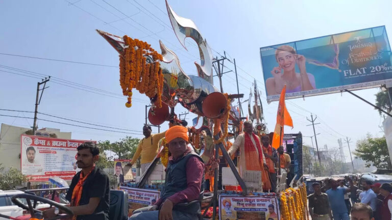 सुल्तानपुर: ‘महात्रिशूल सनातन हिंदू एकता यात्रा’ का भव्य स्वागत