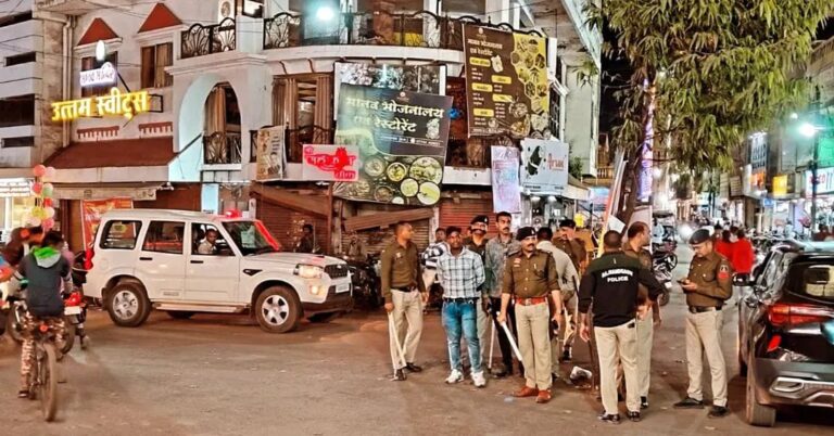 एसपी अंकिता शर्मा के निर्देशन में होली सुरक्षा: जिले में 60 पुलिसकर्मियों की सघन गश्त, असामाजिक तत्वों की घर-घर जांच