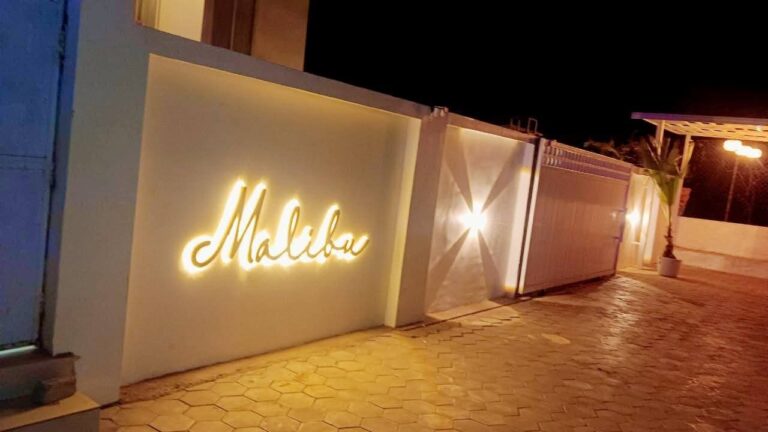 मनगटा के रिसॉर्ट्स में पुलिस की ‘सर्जिकल स्ट्राइक’: 35 ठिकानों पर एक साथ दबिश, संचालकों को सख्त हिदायत