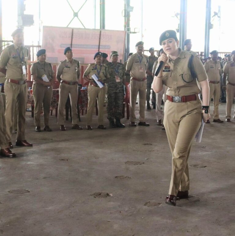 डोंगरगढ़ मेला 2026: सुरक्षा का अभेद्य किला तैयार, 850 जवानों की तैनाती; SP अंकिता शर्मा ने दी ब्रीफिंग