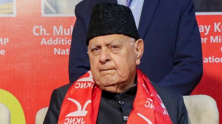 फारूक अब्दुल्ला ने जम्मू-कश्मीर को राज्य का दर्जा दिलाने में INDIA गठबंधन के समर्थन पर जताई निराशा