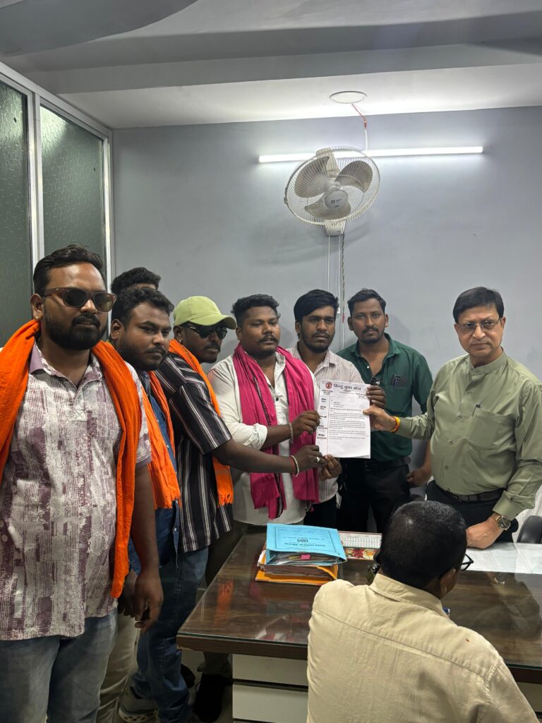 रिसाली की जनसमस्याओं को लेकर हिंदू युवा मंच मुखर नगर निगम को सौंपा 7 सूत्रीय ज्ञापन, 10 दिनों का अल्टीमेटम